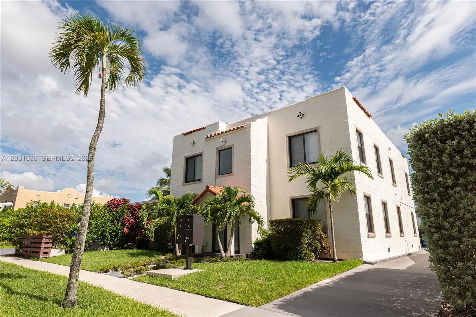 2 bedroom 1 bath Residential Lease for rent at 1721 SW 13th St # 4, Miami FL 33145