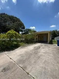 5 bedroom 2 bath Residential for sale at 2824 SW 9th St, Fort Lauderdale FL 33312