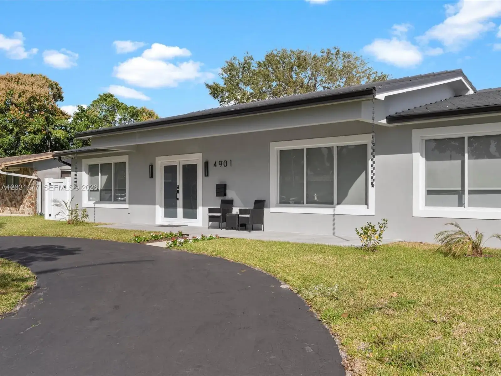 4 bedroom 3 bath Residential for sale at 4901 Grant St, Hollywood FL 33021