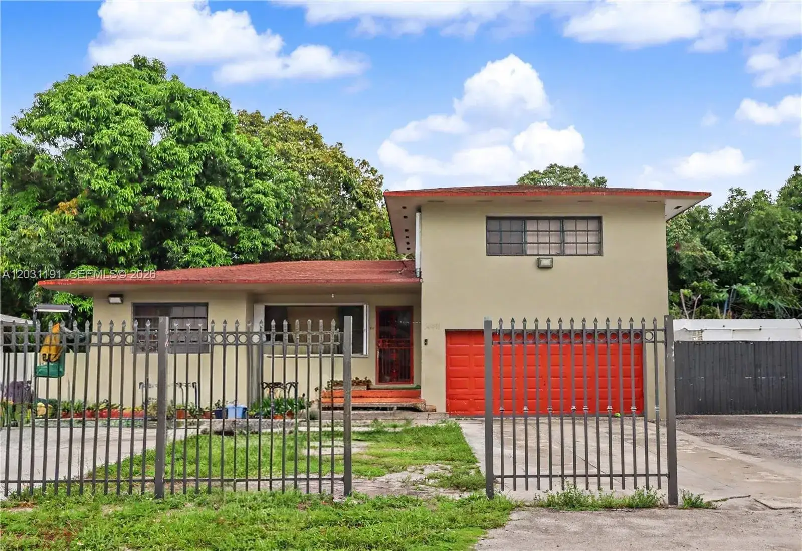 2 bedroom 2 bath Residential for sale at 14411 NW 15th Dr, Miami FL 33167