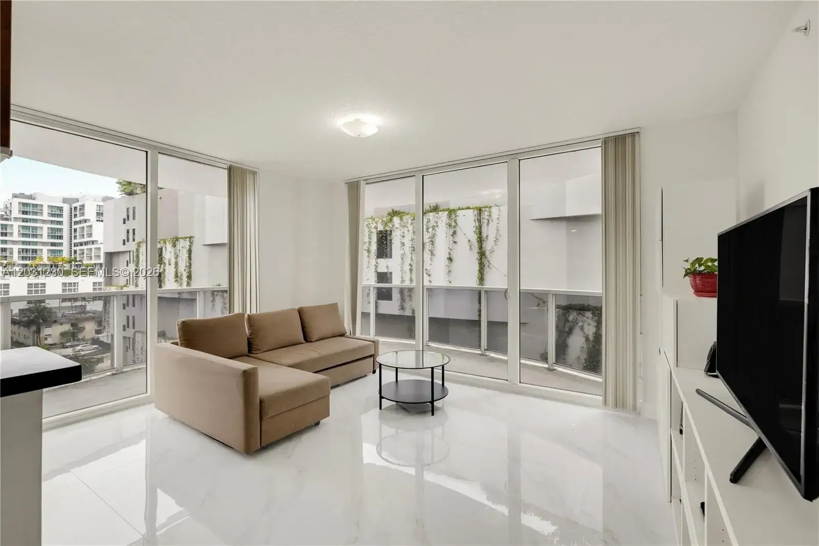 3 bedroom 2 bath Residential Lease for rent at 601 NE 23rd St # 706, Miami FL 33137