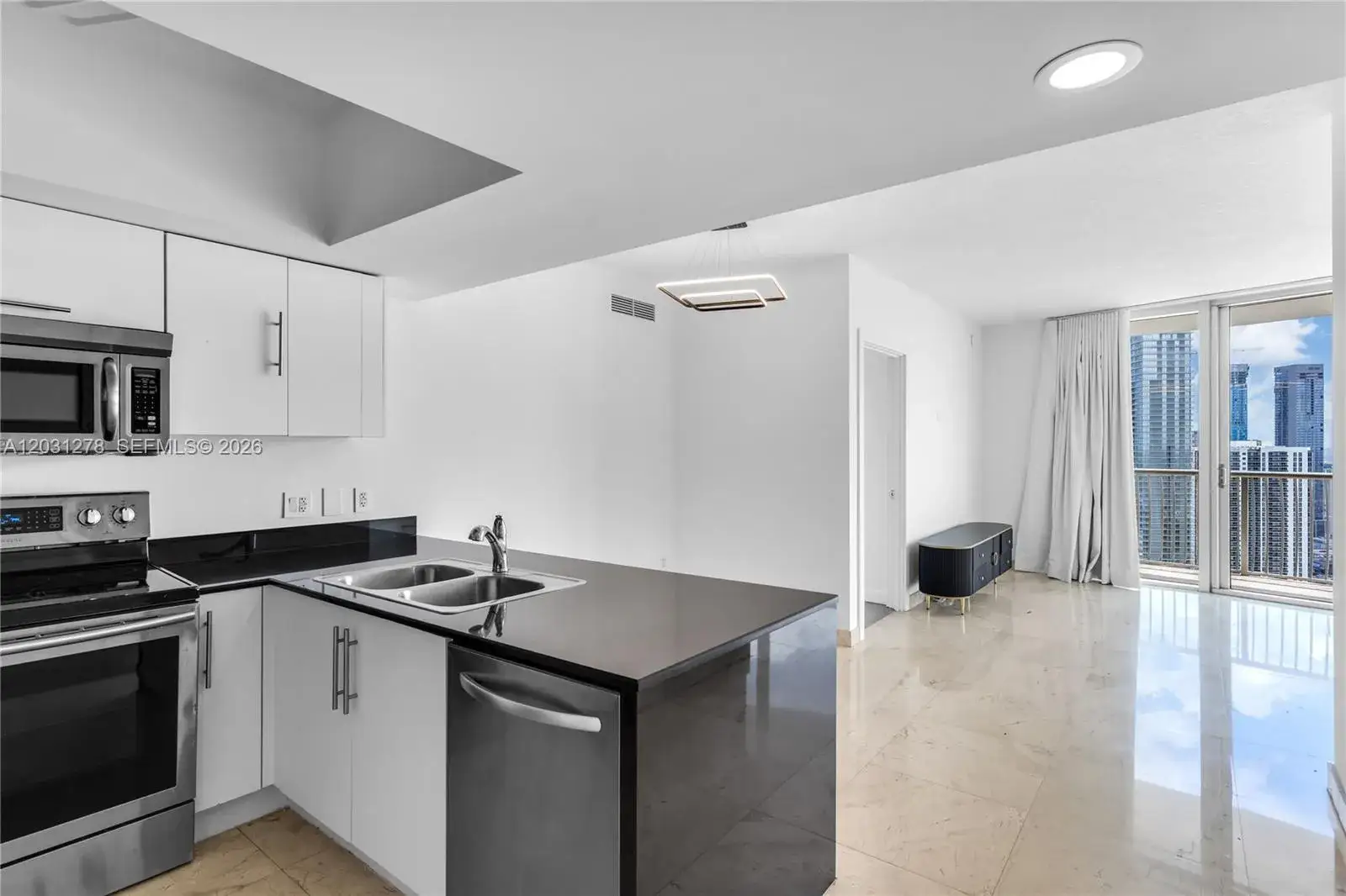 2 bedroom 2 bath Residential for sale at 1750 N Bayshore Dr # 4414, Miami FL 33132