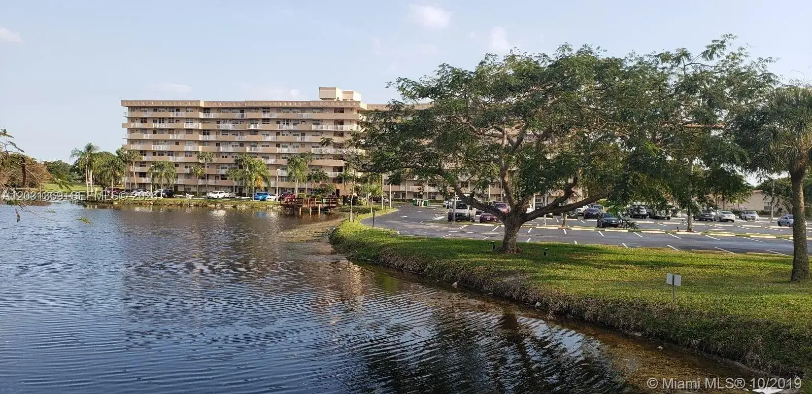 2 bedroom 2 bath Residential for sale at 250 Jacaranda Dr # 305, Plantation FL 33324
