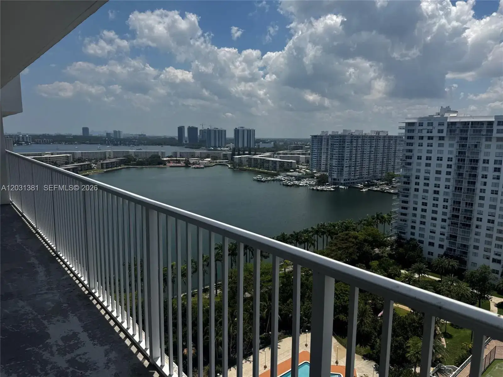 2 bedroom 2 bath Residential Lease for rent at 2851 NE 183rd St # 2004E, Aventura FL 33160