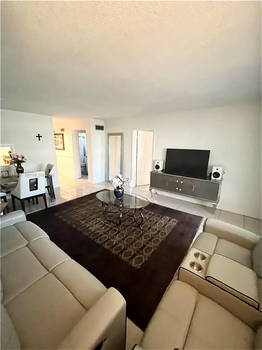 2 bedroom 2 bath Residential Lease for rent at 2581 N Garden Dr N # 203, Lake Worth FL 33461