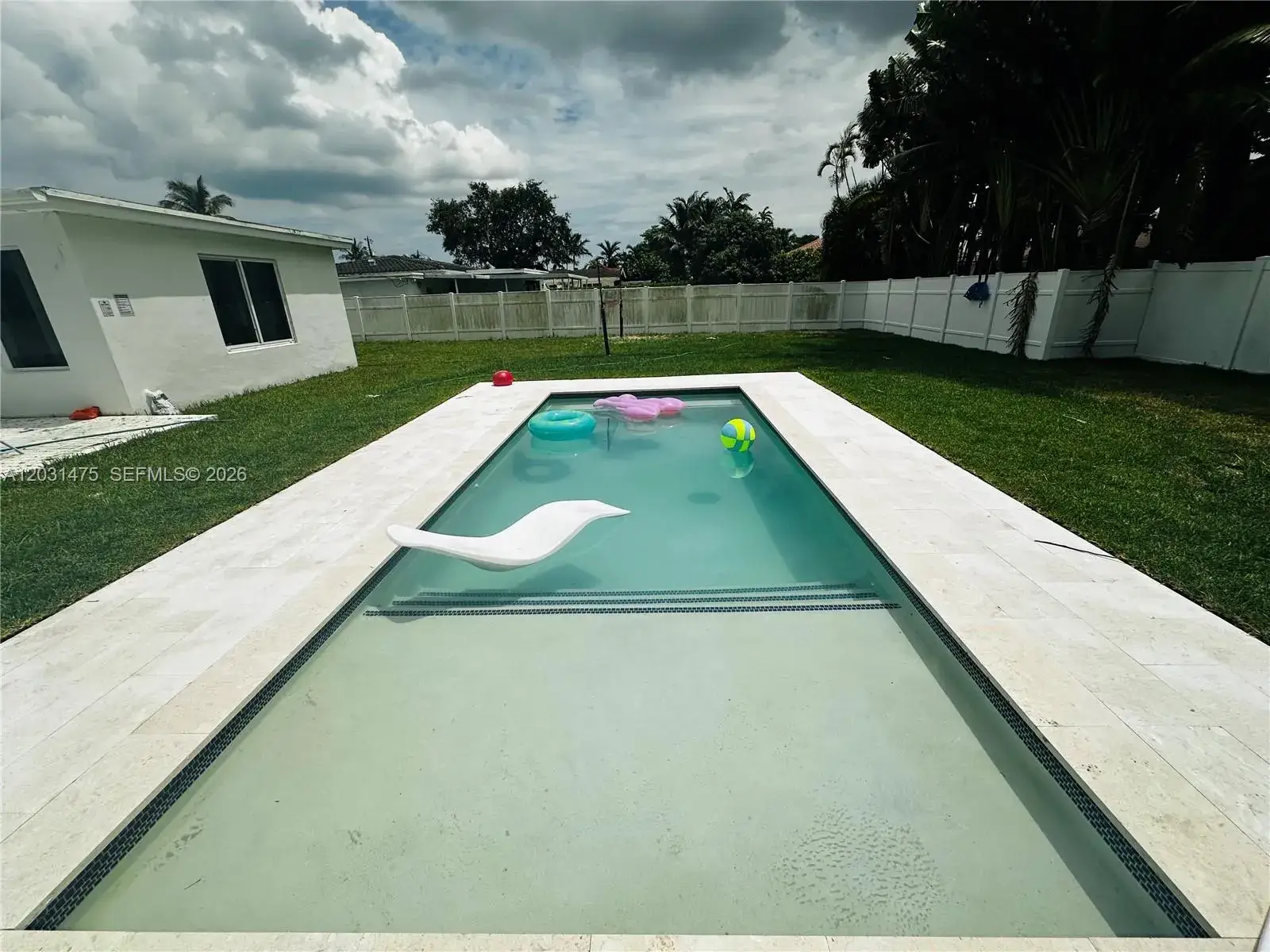 3 bedroom 2 bath Residential Lease for rent at 21230 NE 24th Ct # 0, Miami FL 33180