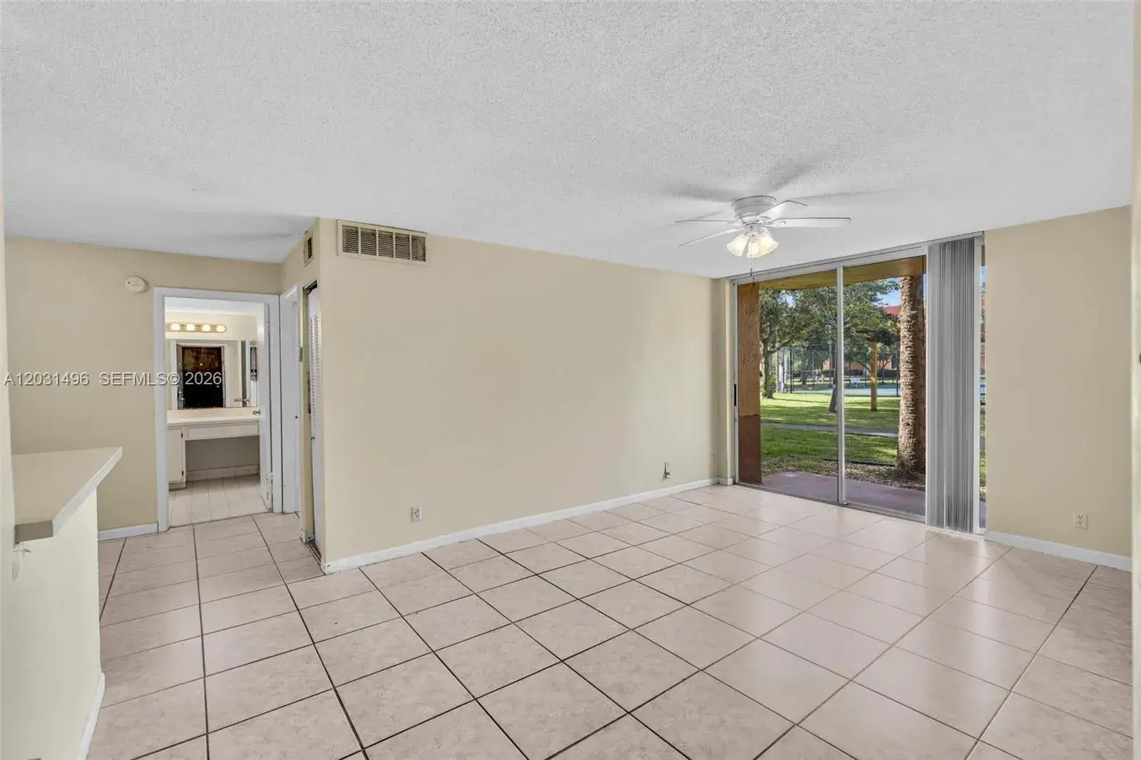 1 bedroom 1 bath Residential for sale at 10765 Cleary Blvd # 104, Plantation FL 33324