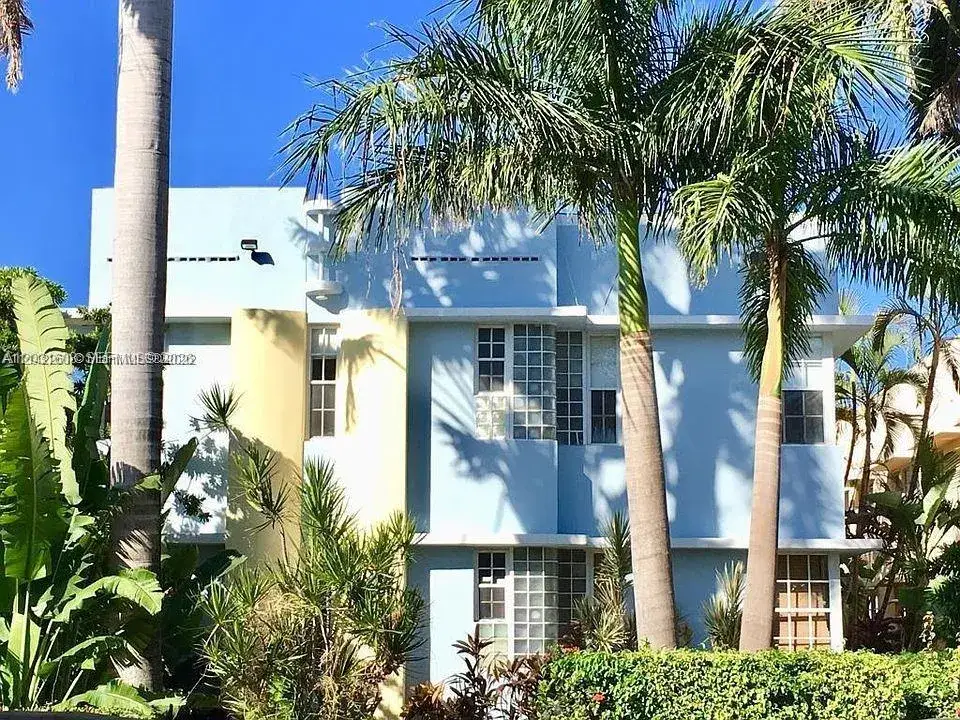 1 bath Residential Lease for rent at 748 Euclid Ave # 2, Miami Beach FL 33139