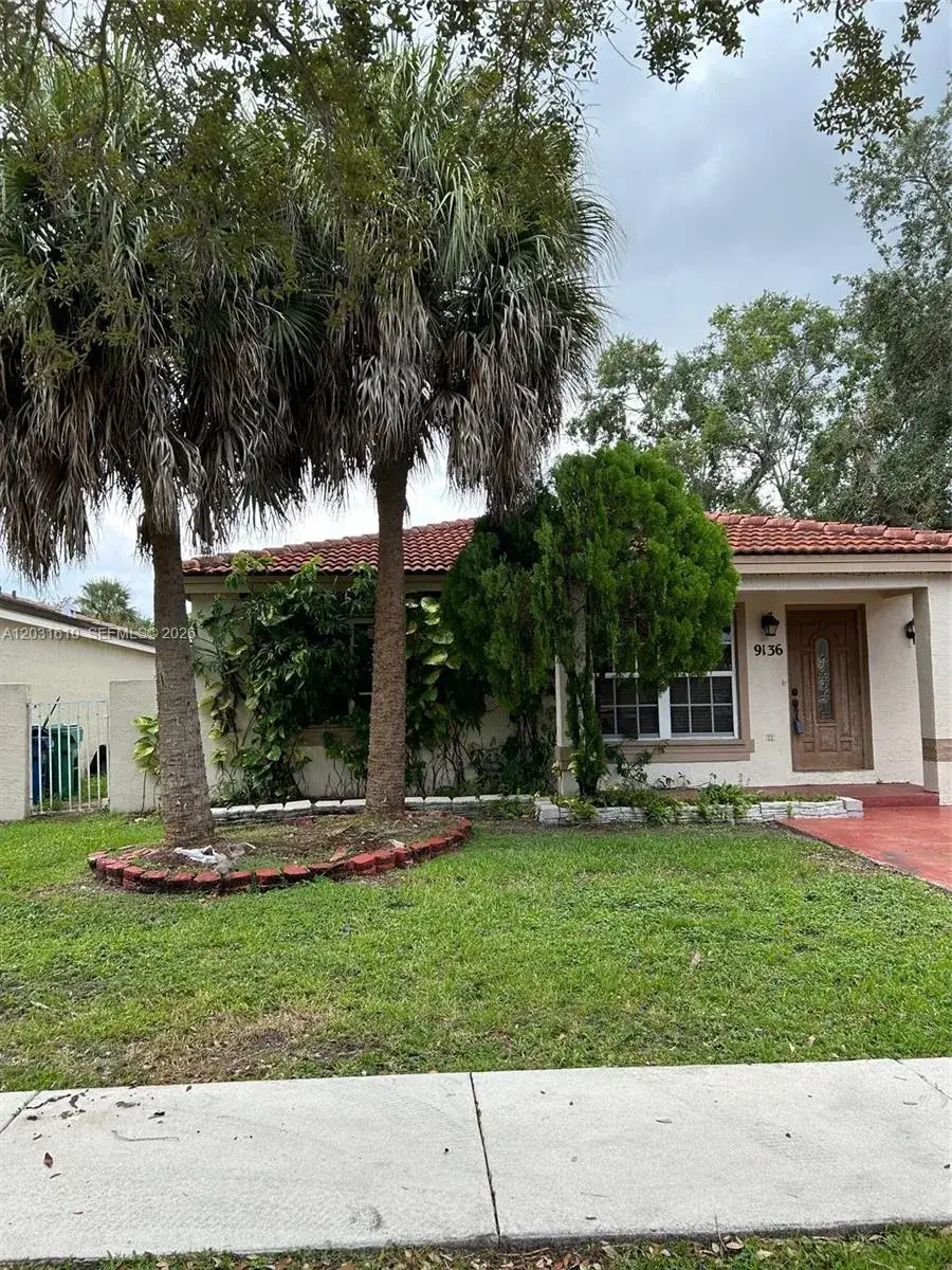 2 bedroom 2 bath Residential for sale at 9136 NW 192nd Ter, Hialeah FL 33018
