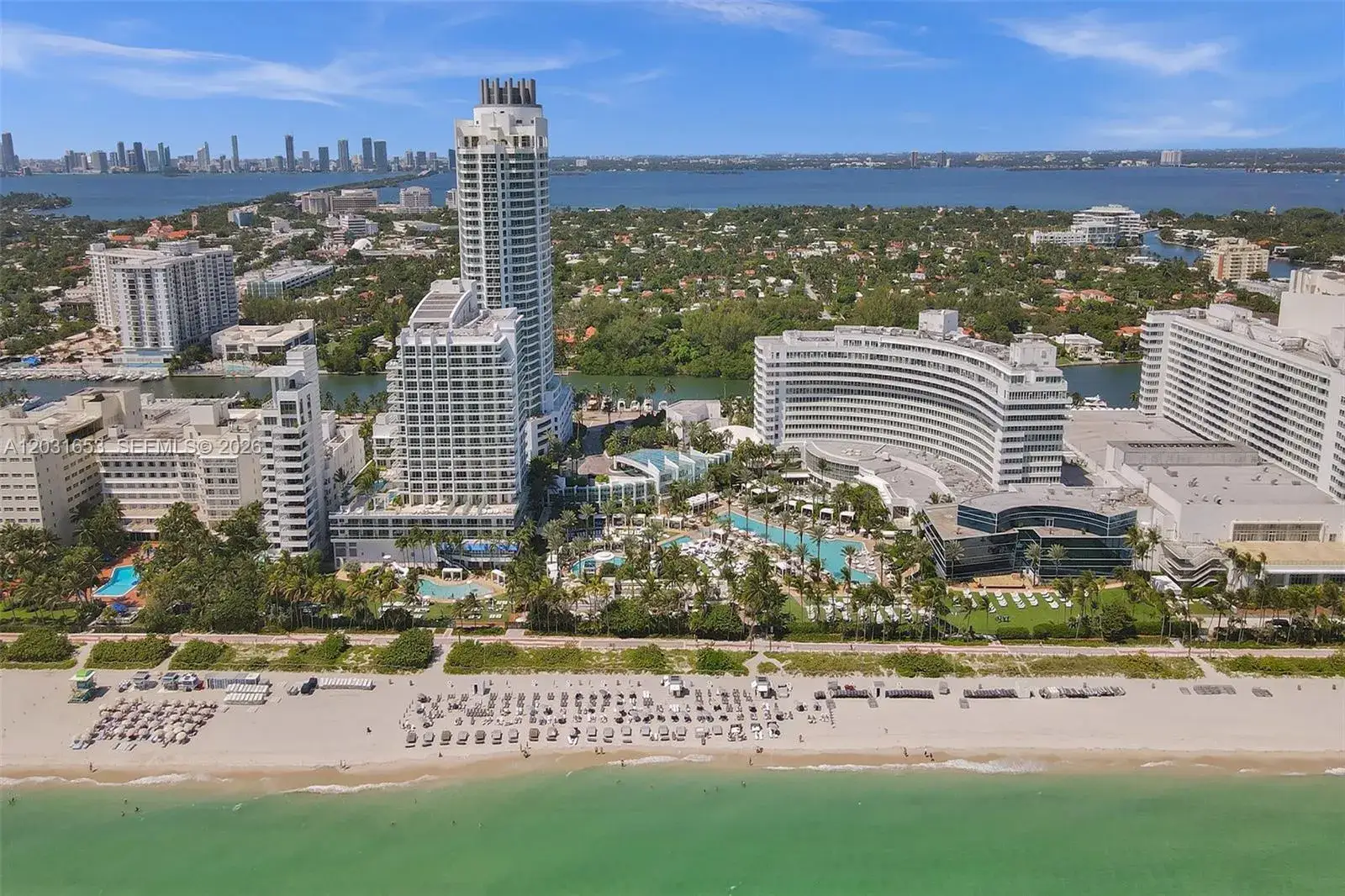 1 bedroom 2 bath Residential for sale at 4401 COLLINS AV # 1206, Miami Beach FL 33140