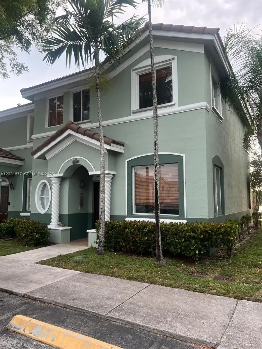 4 bedroom 3 bath Residential Lease for rent at 2606 SE 15th Pl # 328, Homestead FL 33035