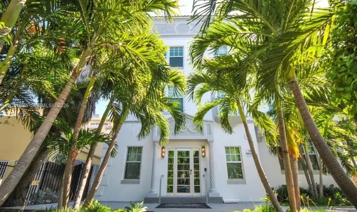 1 bath Residential Lease for rent at 1017 Jefferson Ave # 306, Miami Beach FL 33139