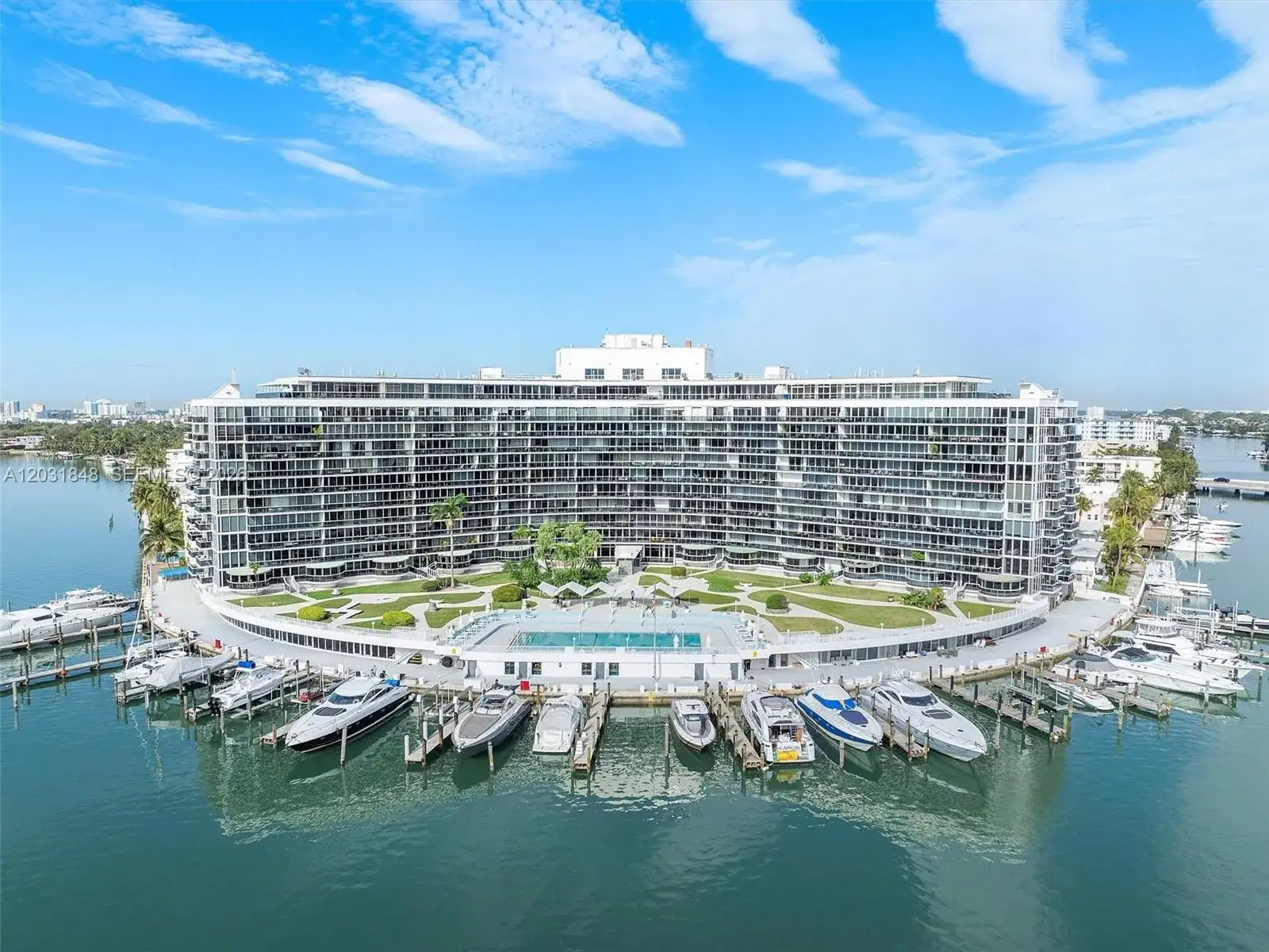 2 bedroom 2 bath Residential for sale at 900 Bay Dr # 122, Miami Beach FL 33141