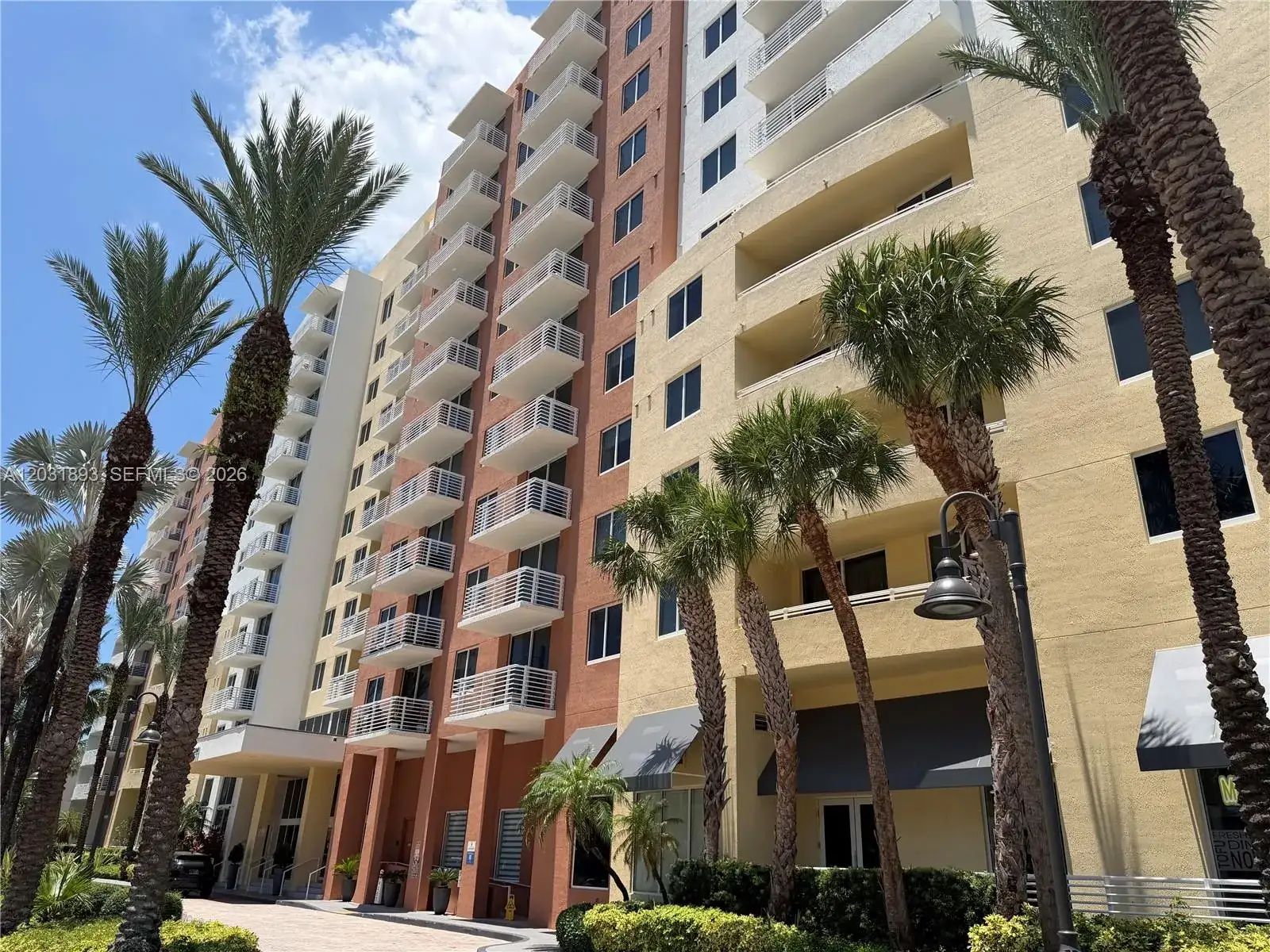 2 bedroom 2 bath Residential Lease for rent at 18800 NE 29th Ave # 405, Aventura FL 33180