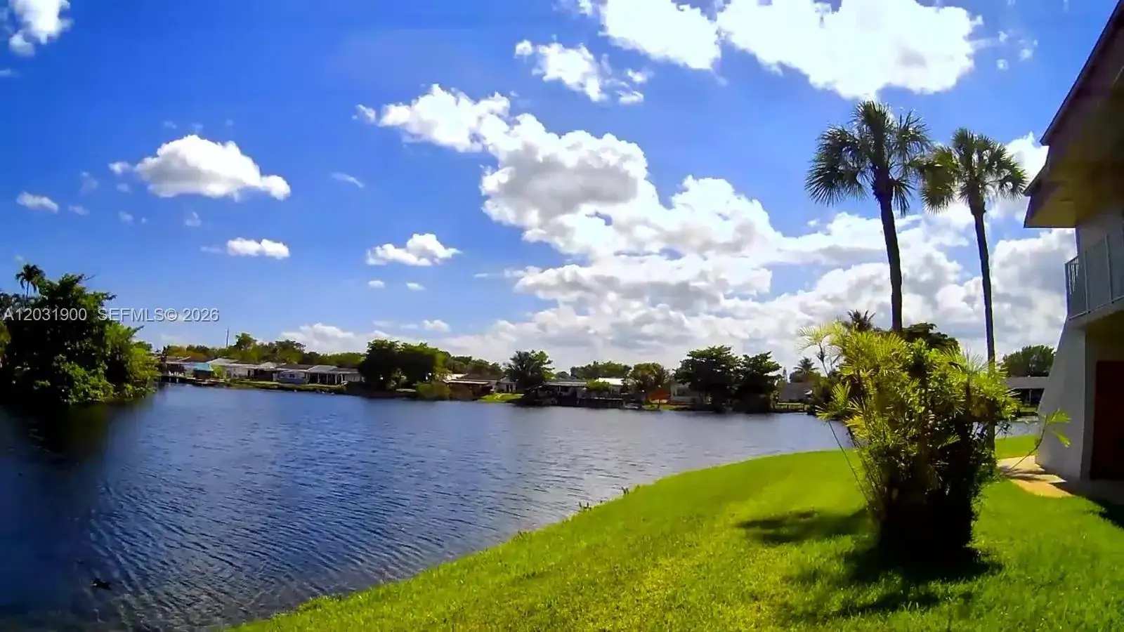 2 bedroom 1 bath Residential for sale at 12860 SW 43rd Dr # B, Miami FL 33175