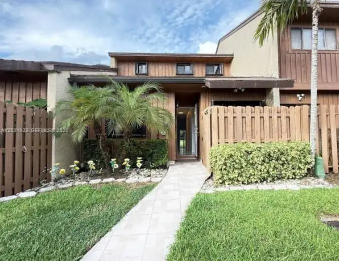 2 bedroom 2 bath Residential for sale at 4182 S Pine Island Rd, Davie FL 33328