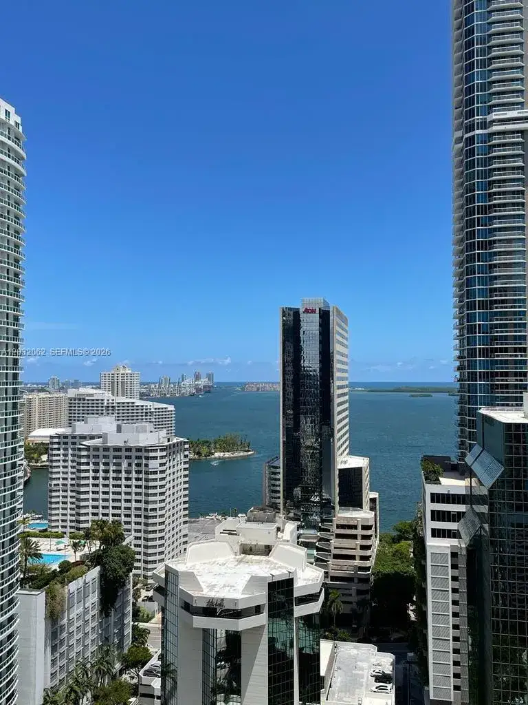 2 bedroom 3 bath Residential Lease for rent at 1010 Brickell Ave # 2704, Miami FL 33131