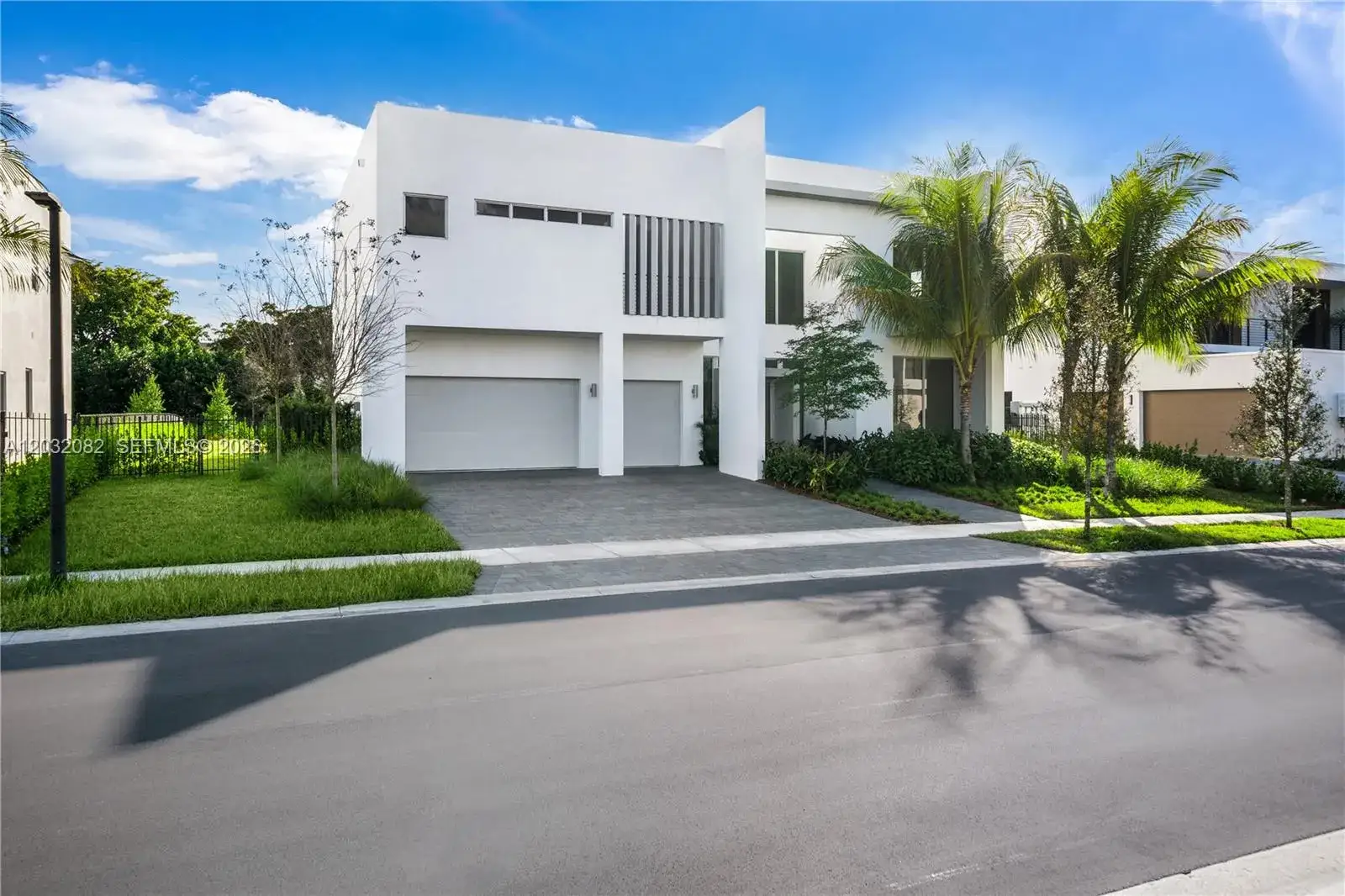 5 bedroom 5 bath Residential for sale at 16720 N Botaniko Dr N, Weston FL 33326