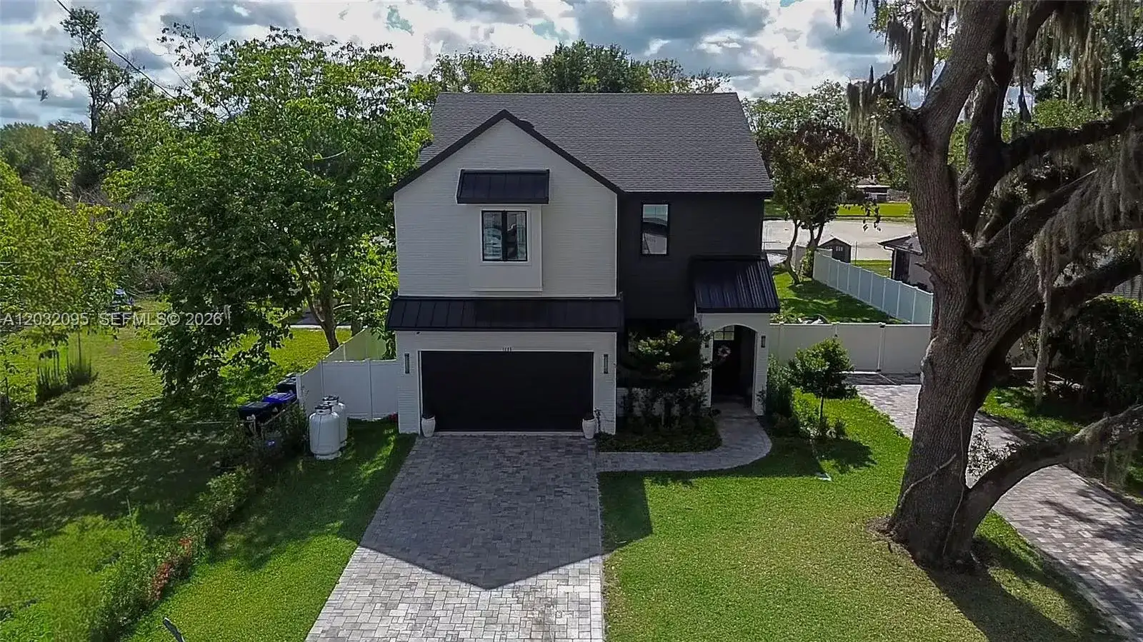 5 bedroom 3 bath Residential for sale at 1605 Jessamine Ave, Orlando FL 32806