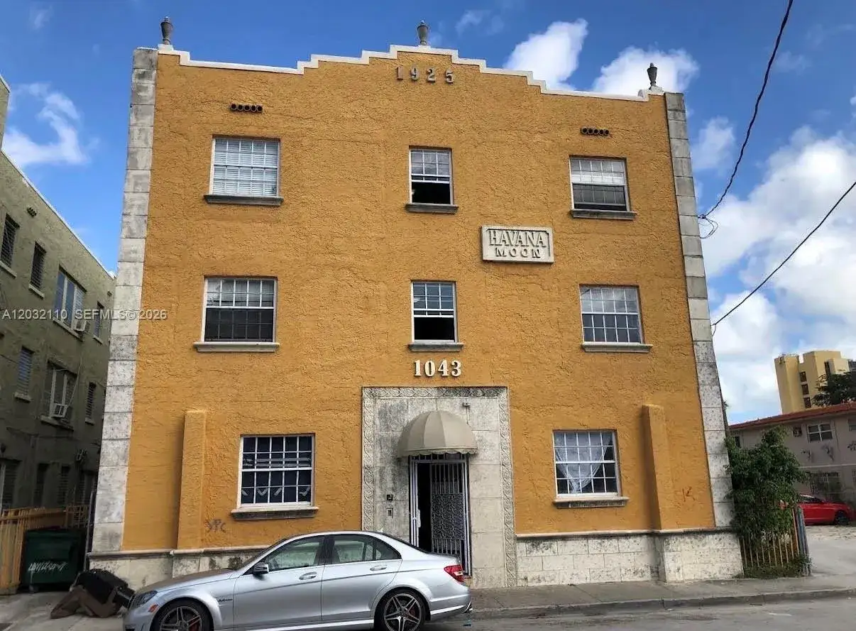 2 bedroom 1 bath Residential for sale at 1043 NW 2nd St # 2, Miami FL 33128