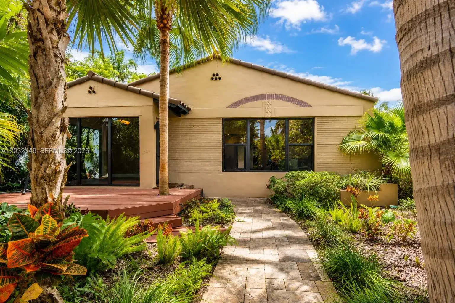 3 bedroom 3 bath Residential Lease for rent at 4230 Royal Palm Ave, Miami Beach FL 33140