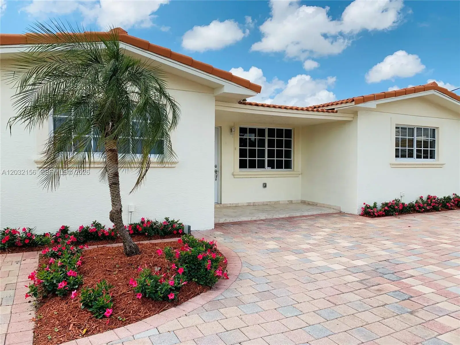 4 bedroom 2 bath Residential Lease for rent at 4120 SW 69 Ave, Miami FL 33155