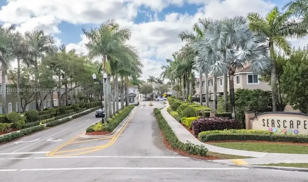 4 bedroom 3 bath Residential for sale at 1019 SE 24th Ter, Homestead FL 33035