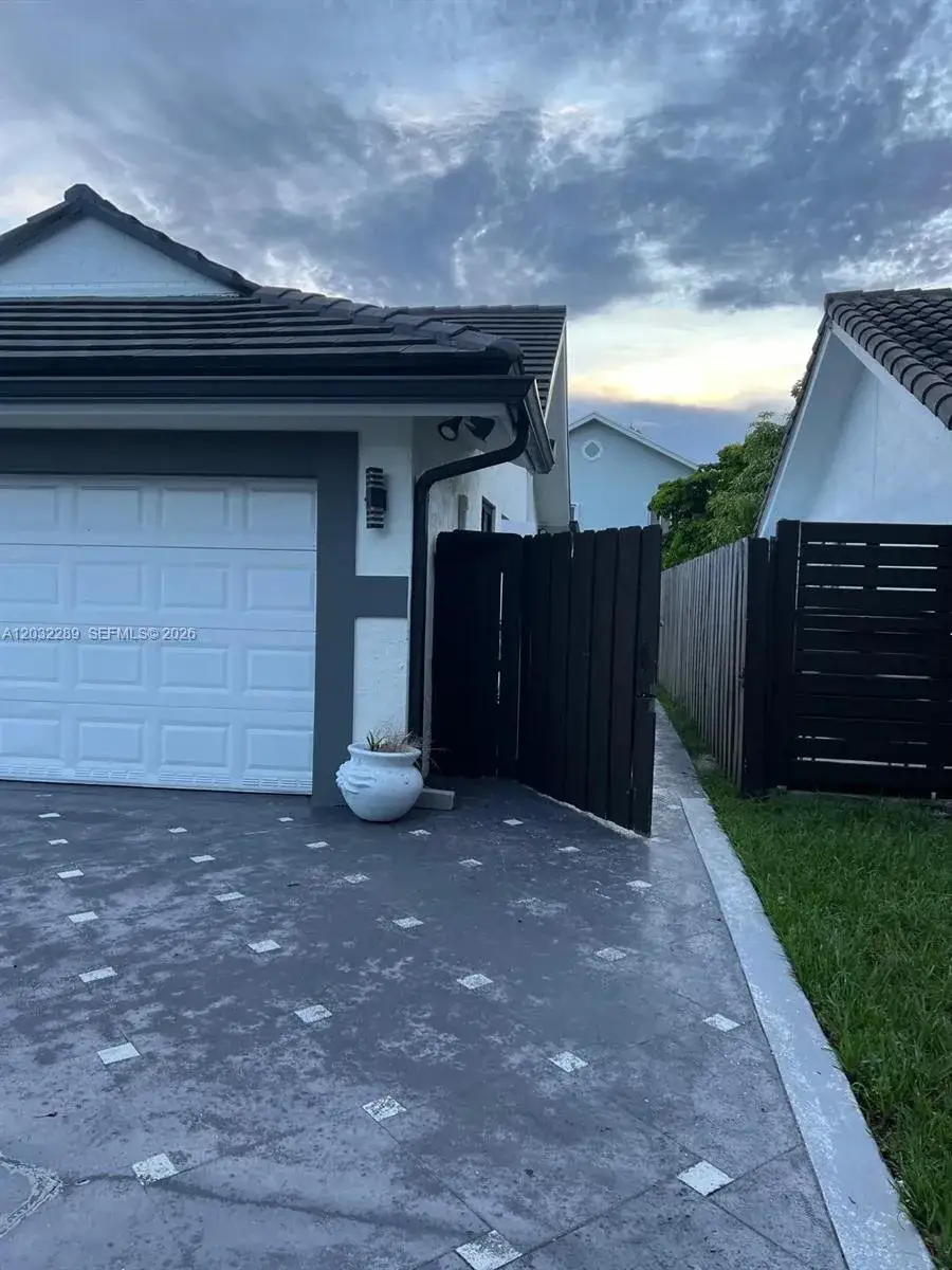 1 bedroom 1 bath Residential Lease for rent at 10822 SW 142nd Ct, Miami FL 33186