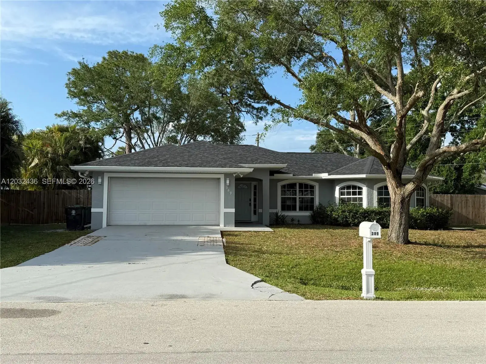 3 bedroom 2 bath Residential for sale at 389 NE Surfside Ave, Port St. Lucie FL 34983