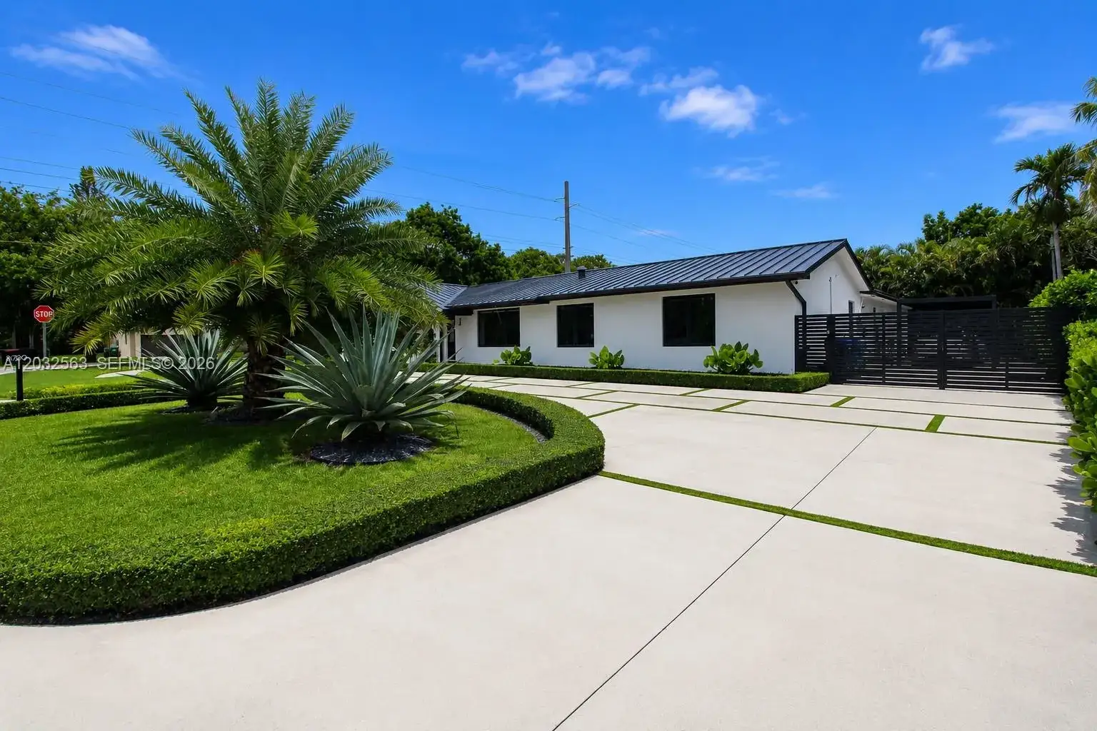 5 bedroom 3 bath Residential for sale at 8700 SW 175th St, Palmetto Bay FL 33157