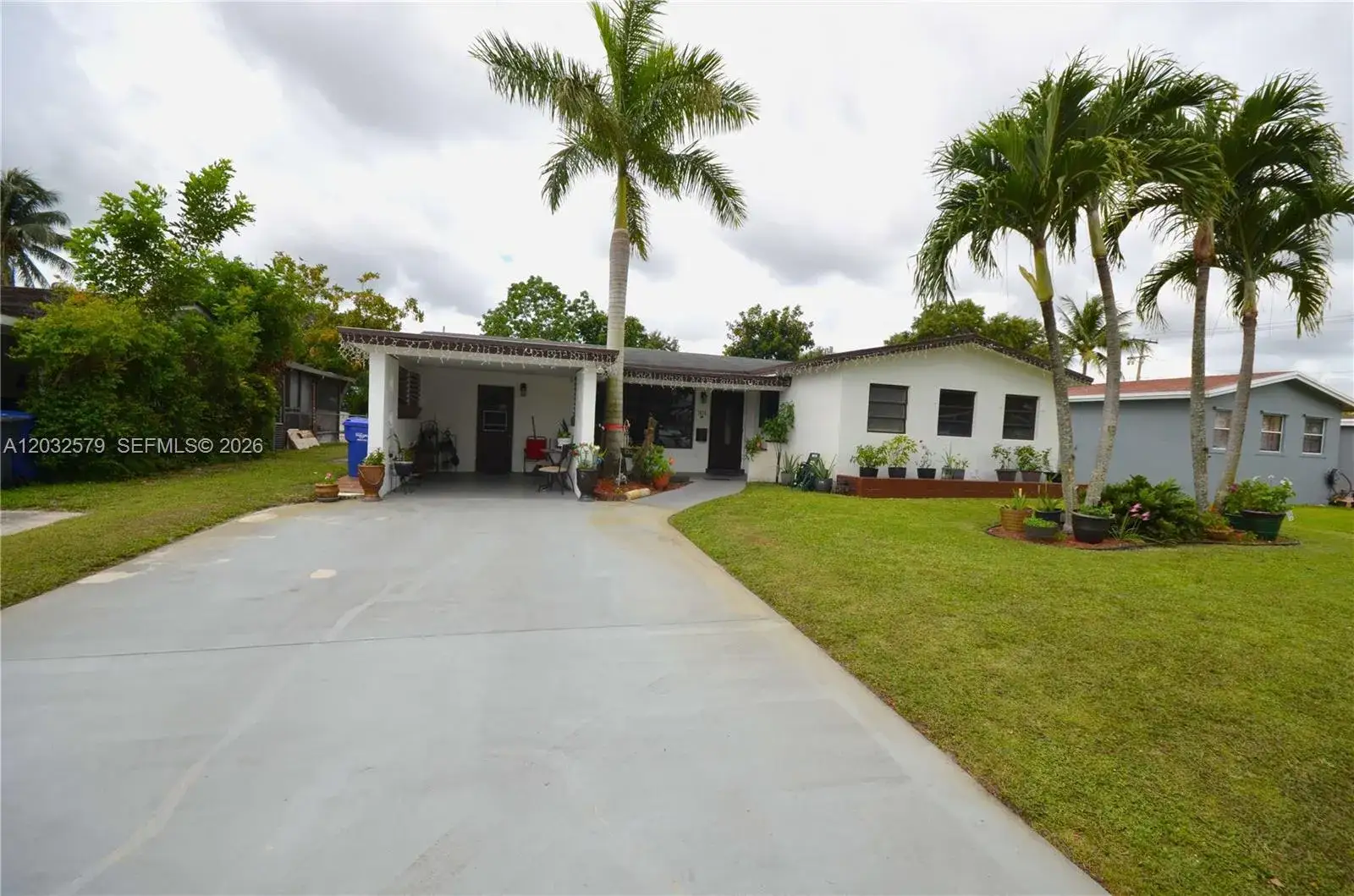 4 bedroom 2 bath Residential for sale at 7470 Polk St, Hollywood FL 33024