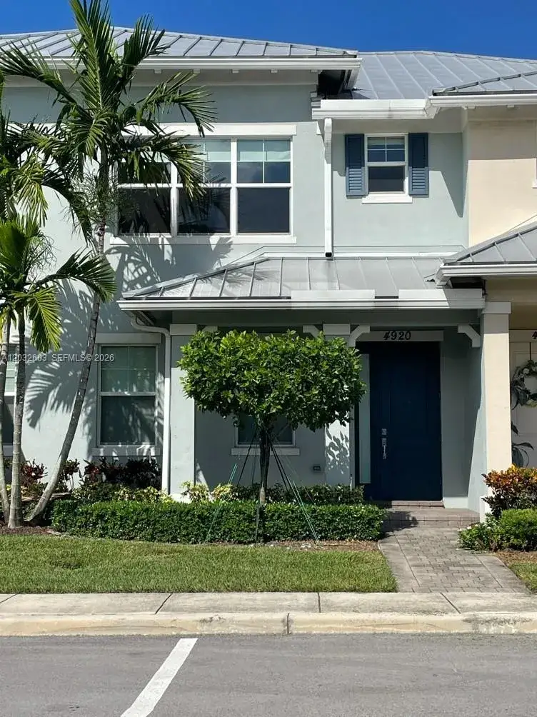 3 bedroom 2 bath Residential Lease for rent at 4920 Eucalyptus Dr # 2, Hollywood FL 33021