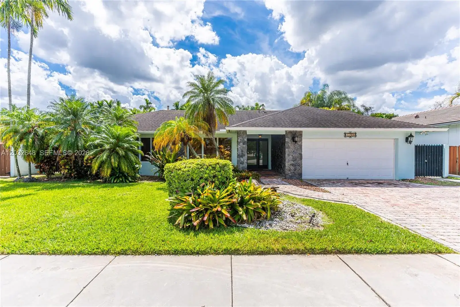 4 bedroom 3 bath Residential Lease for rent at 11728 SW 97th St # 0, Miami FL 33186