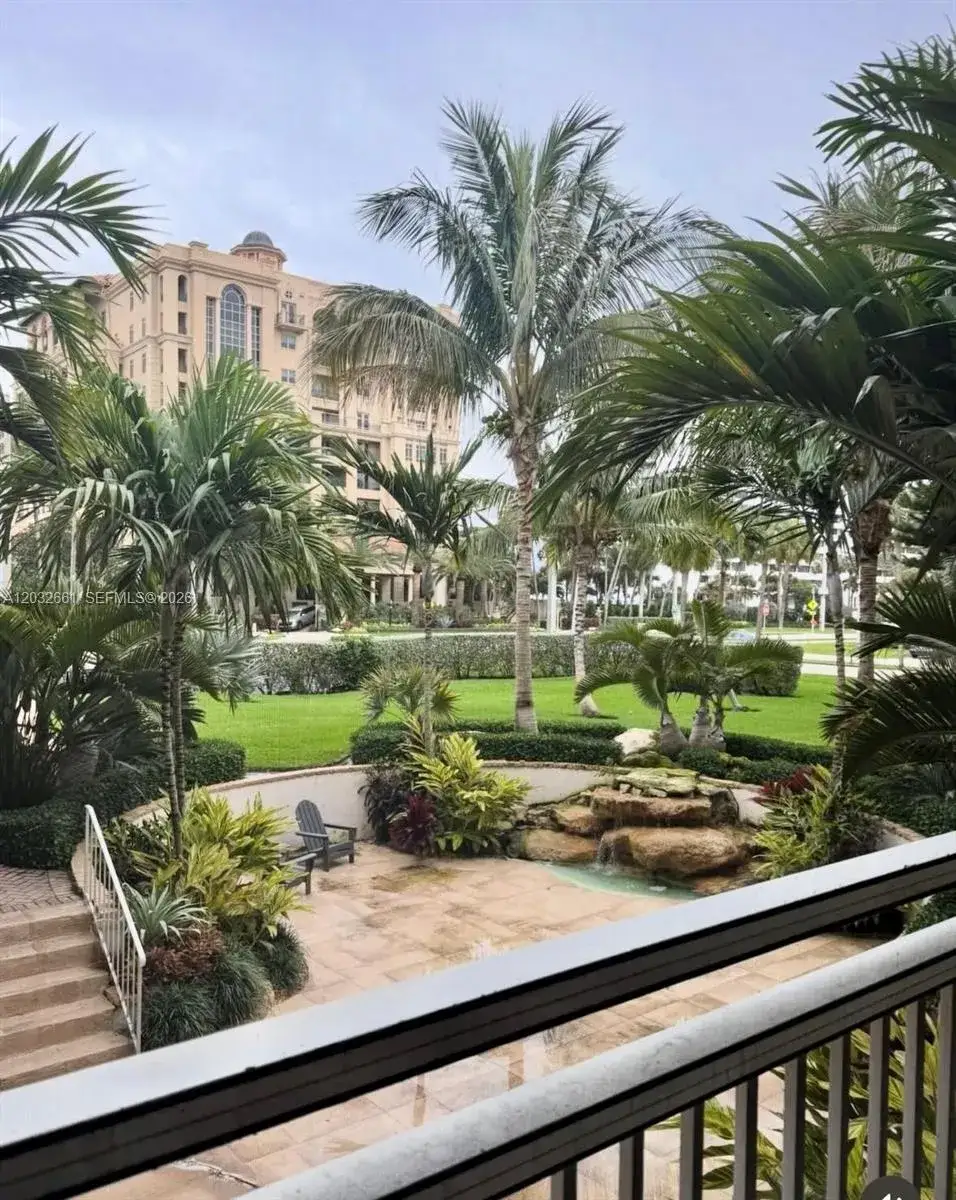 2 bedroom 2 bath Residential Lease for rent at 2501 S Ocean Blvd # 1040, Boca Raton FL 33432
