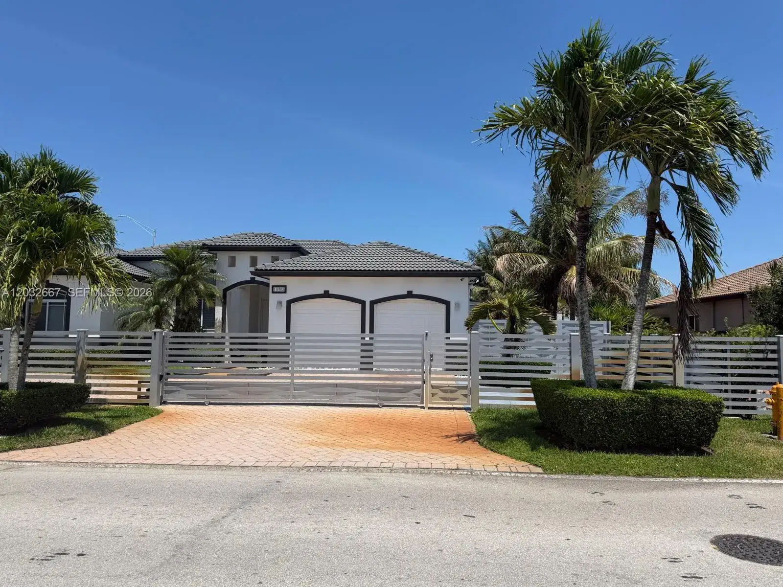 1 bedroom 1 bath Residential Lease for rent at 18405 SW 132nd Ave # 18405, Miami FL 33177