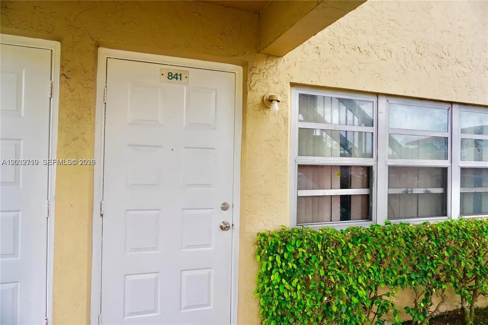 2 bedroom 2 bath Residential for sale at 841 Twin Lakes Dr # A, Coral Springs FL 33071