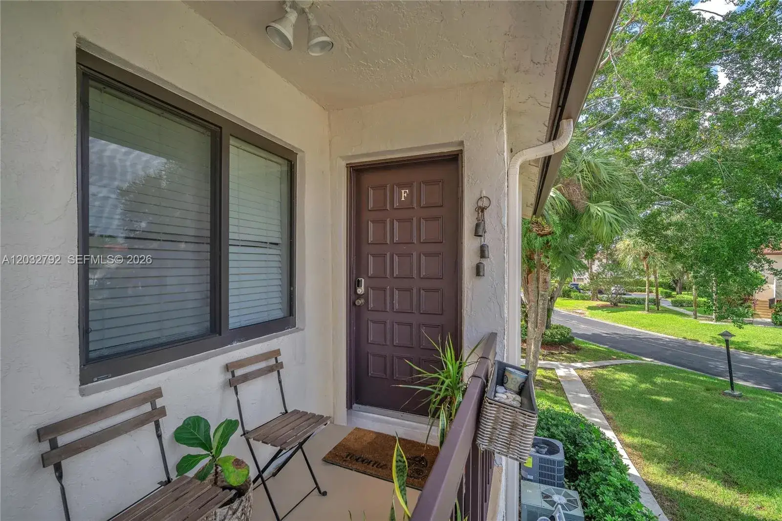 2 bedroom 2 bath Residential for sale at 7956 Eastlake Dr # F, Boca Raton FL 33433