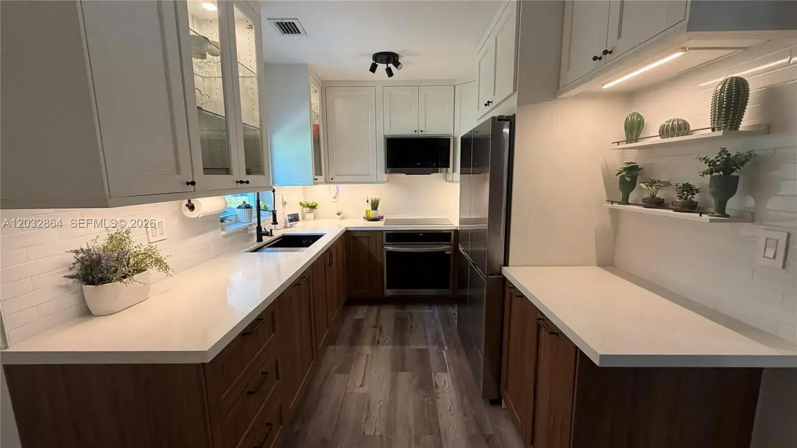 2 bedroom 3 bath Residential Lease for rent at 1407 NW 2nd St # F3, Fort Lauderdale FL 33311