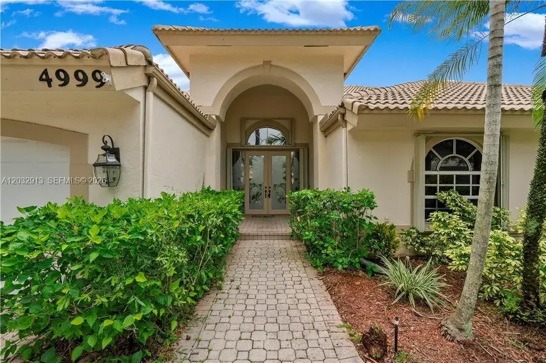 5 bedroom 3 bath Residential Lease for rent at 4999 Chardonnay Dr., Coral Springs FL 33067