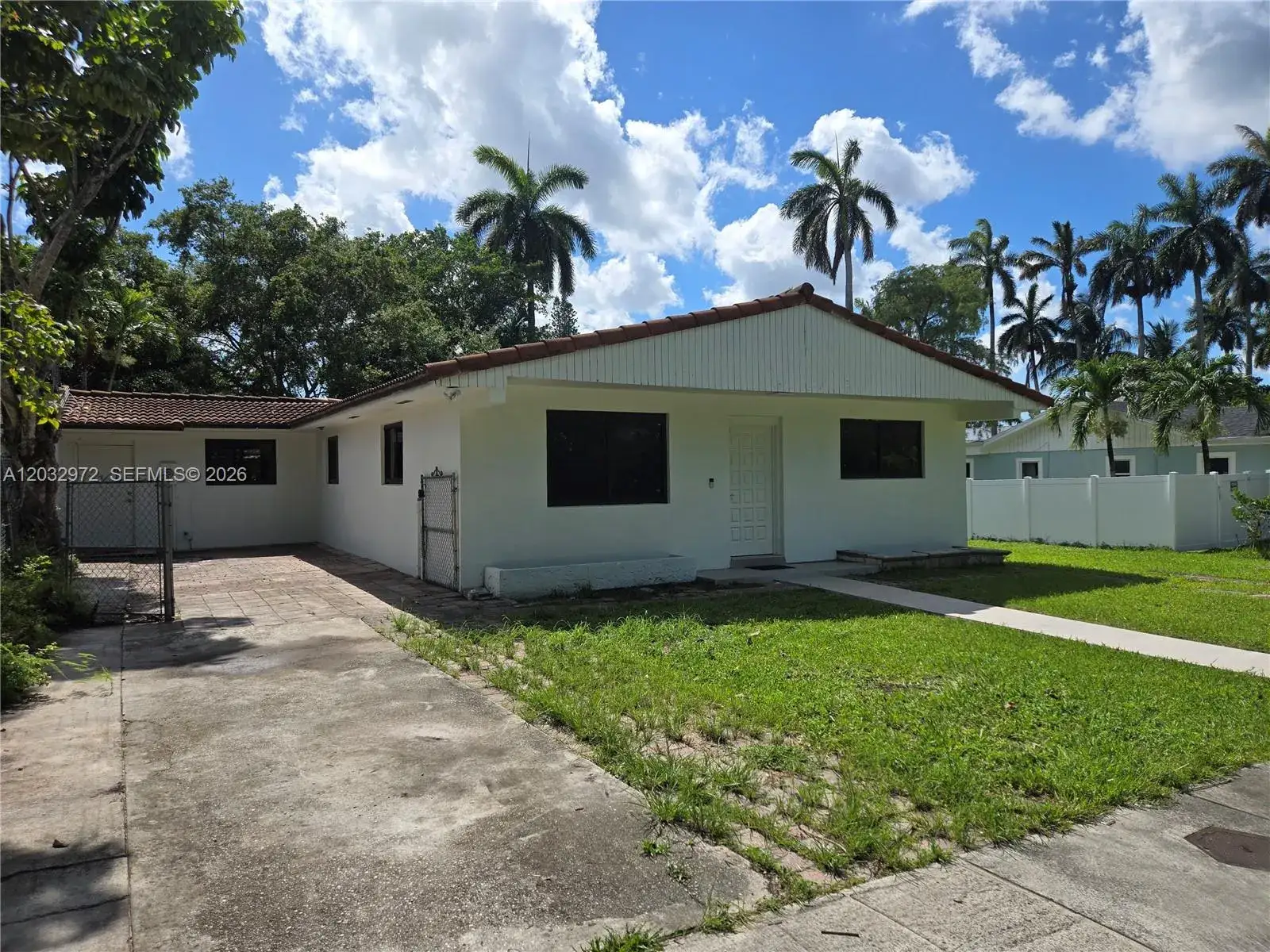 3 bedroom 2 bath Residential Lease for rent at 13100 NE 3rd Ct # 1, North Miami FL 33161