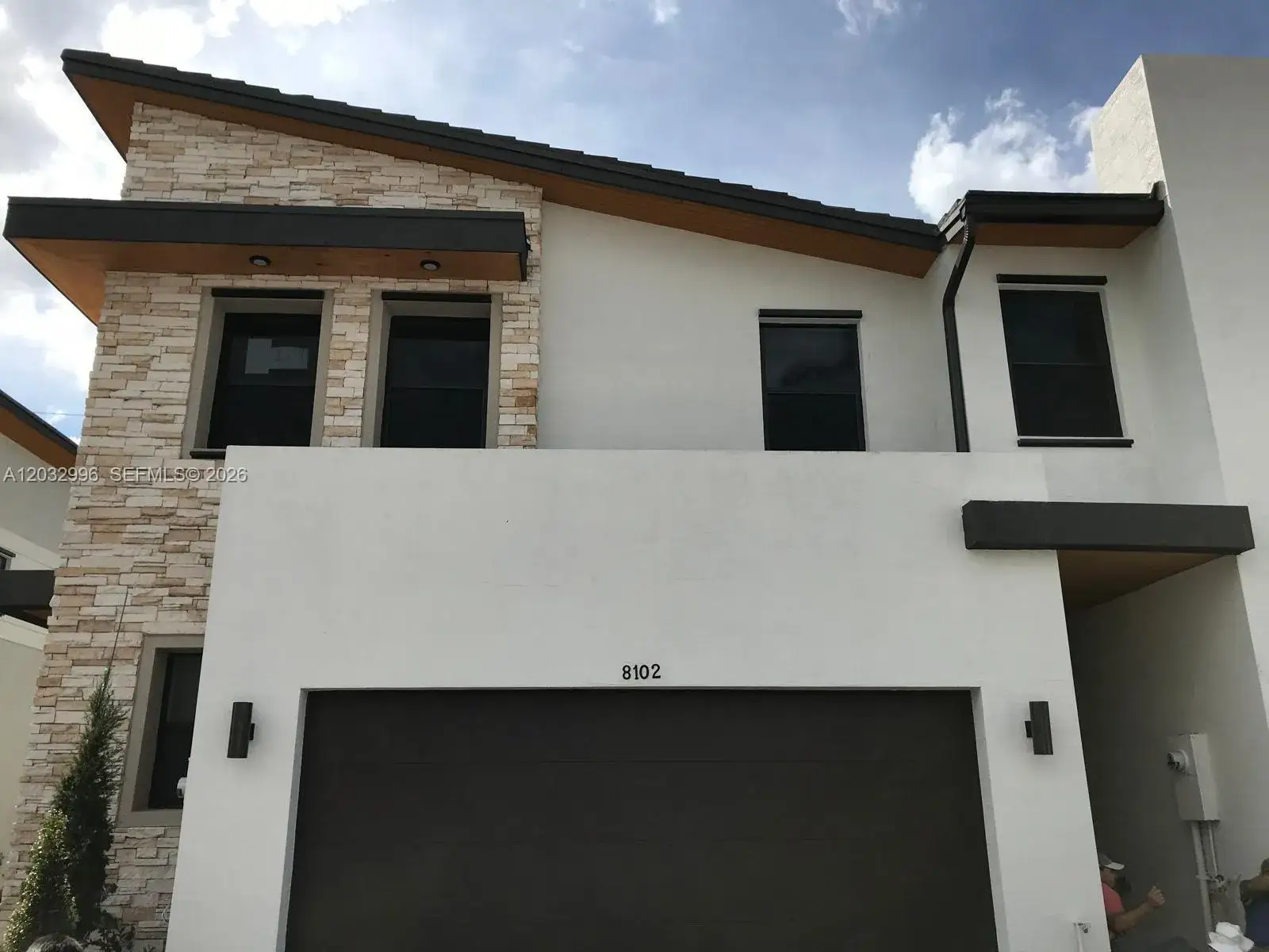 3 bedroom 2 bath Residential Lease for rent at 8102 NW 105th Ct # 8102, Doral FL 33178