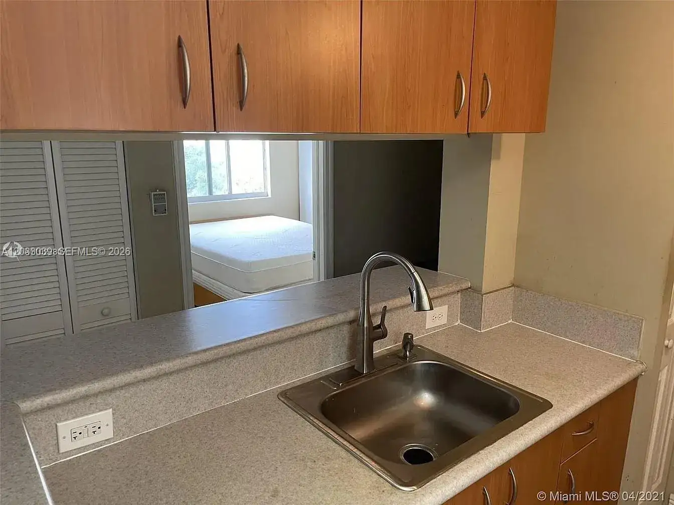 1 bedroom 1 bath Residential Lease for rent at 816 NW 11th St # 704, Miami FL 33136