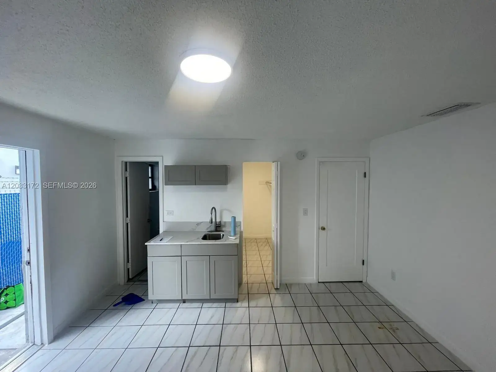 1 bedroom 1 bath Residential Lease for rent at 1717 NW 16th St # B, Miami FL 33125