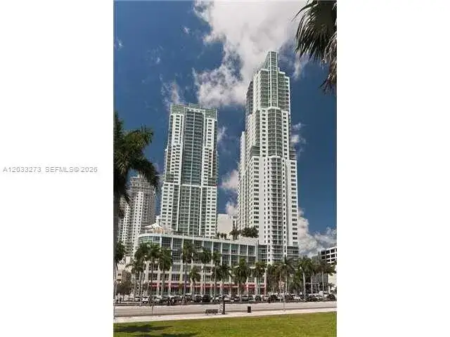 1 bedroom 2 bath Residential Lease for rent at 253 NE 2nd St # 509, Miami FL 33132