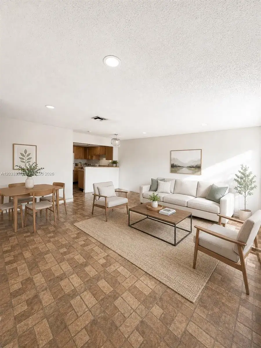 2 bedroom 2 bath Residential for sale at 8480 SW 154th Cir Ct # 924, Miami FL 33193