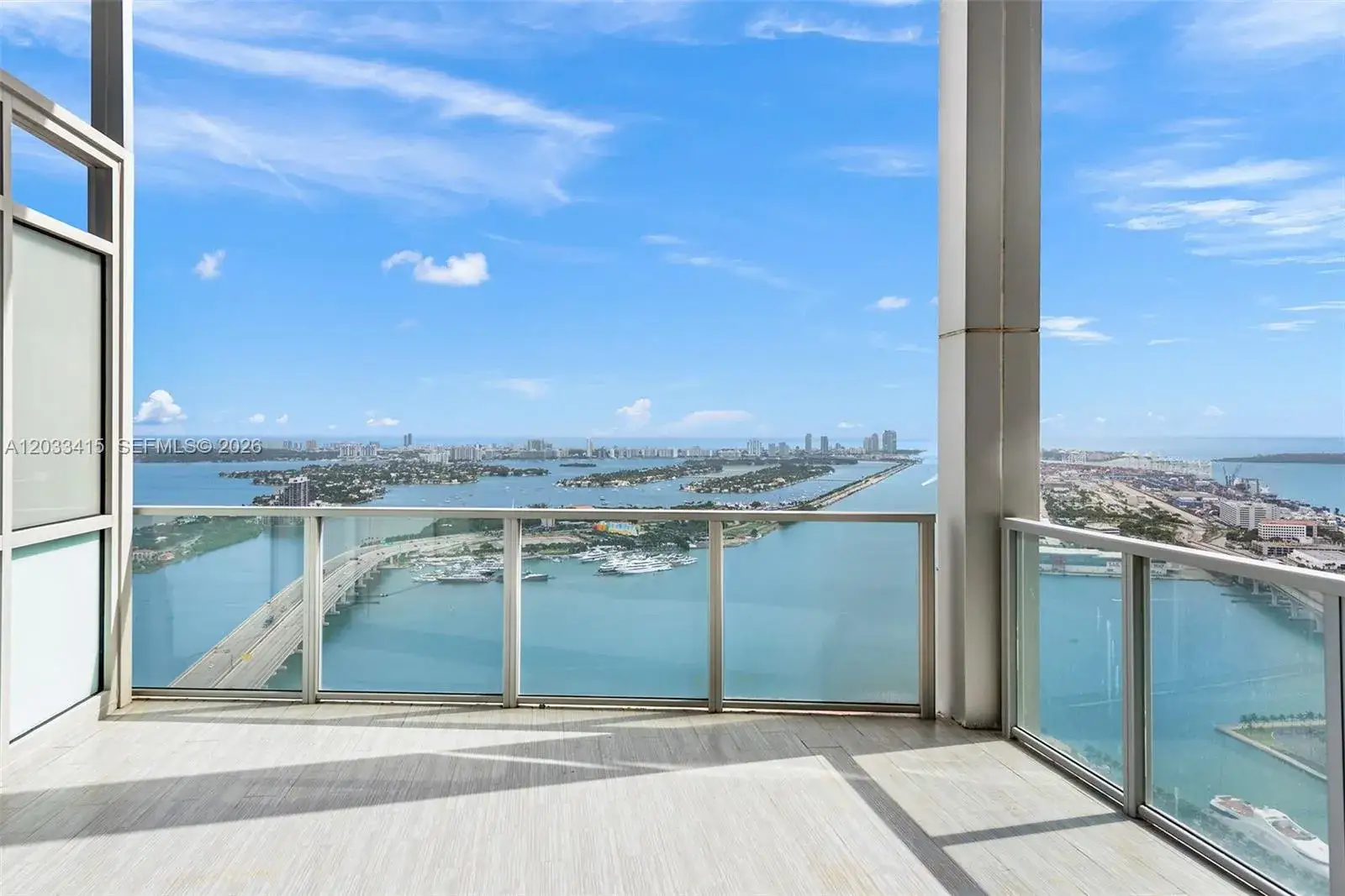 1 bedroom 2 bath Residential Lease for rent at 1100 Biscayne Blvd # 5705, Miami FL 33132