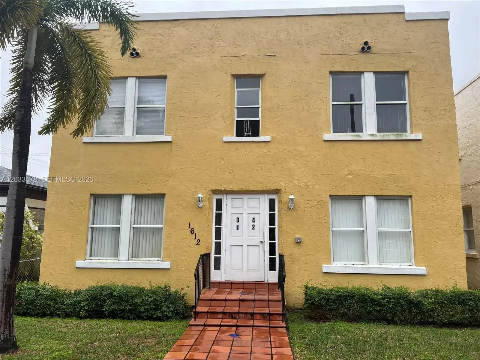 1 bedroom 1 bath Residential Lease for rent at 1612 Harrison St # 5, Hollywood FL 33020