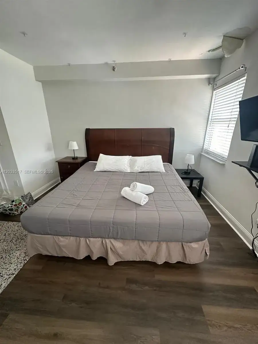 1 bath Residential Lease for rent at 3801 Indian Creek Dr # 301, Miami Beach FL 33140
