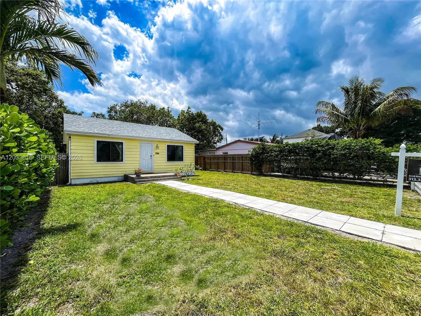 2 bedroom 1 bath Residential for sale at 2330 Scott St, Hollywood FL 33020