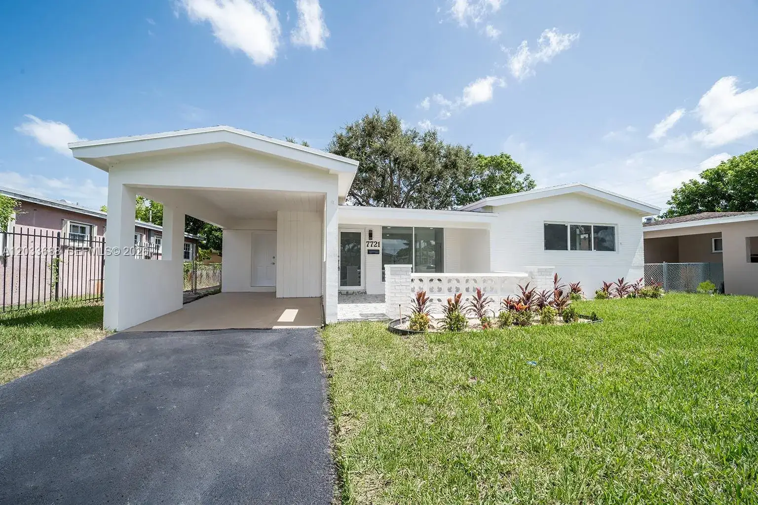3 bedroom 3 bath Residential for sale at 7721 Indigo St, Miramar FL 33023